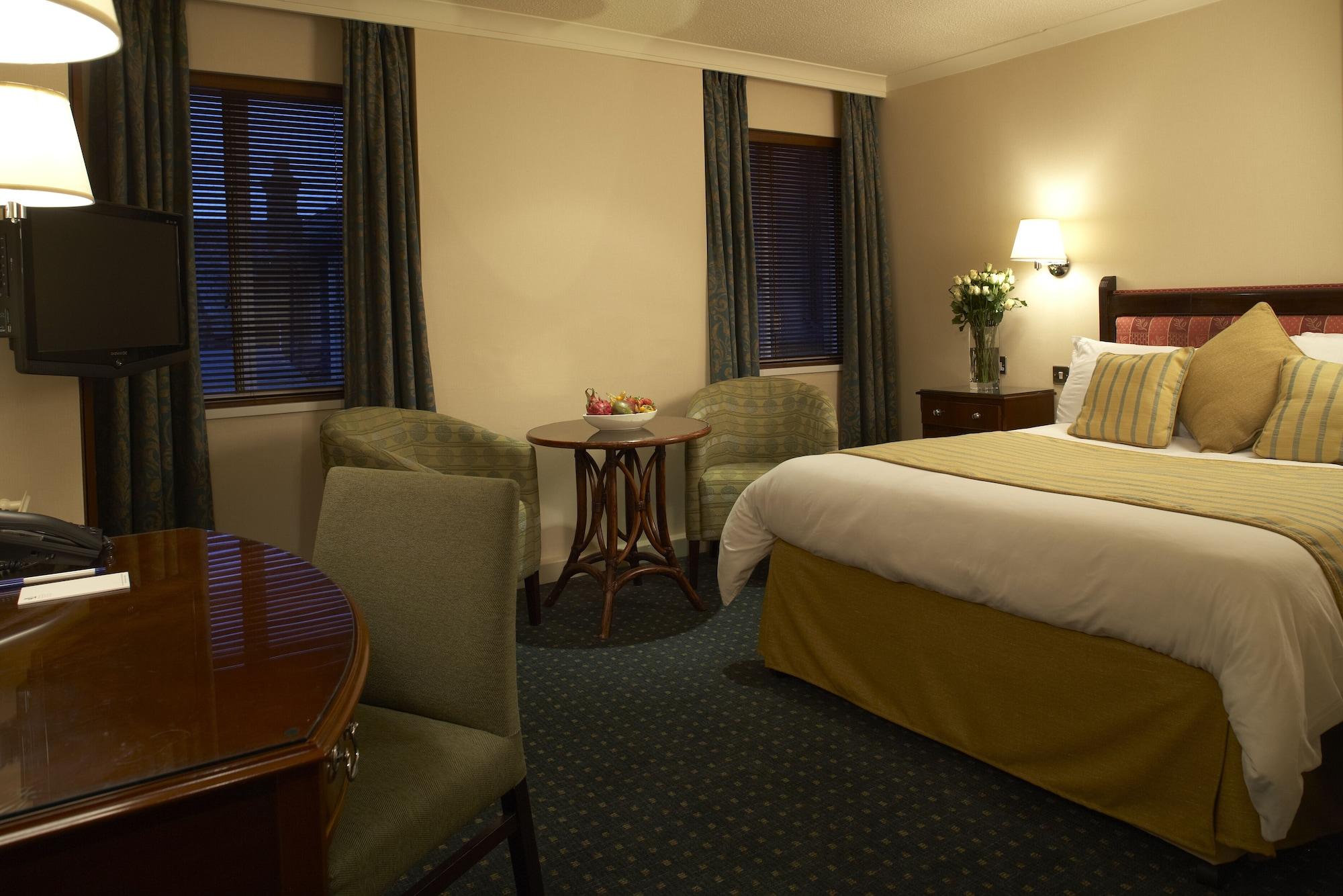 The Bull Hotel; Sure Hotel Collection By Best Western Peterborough Ruang foto