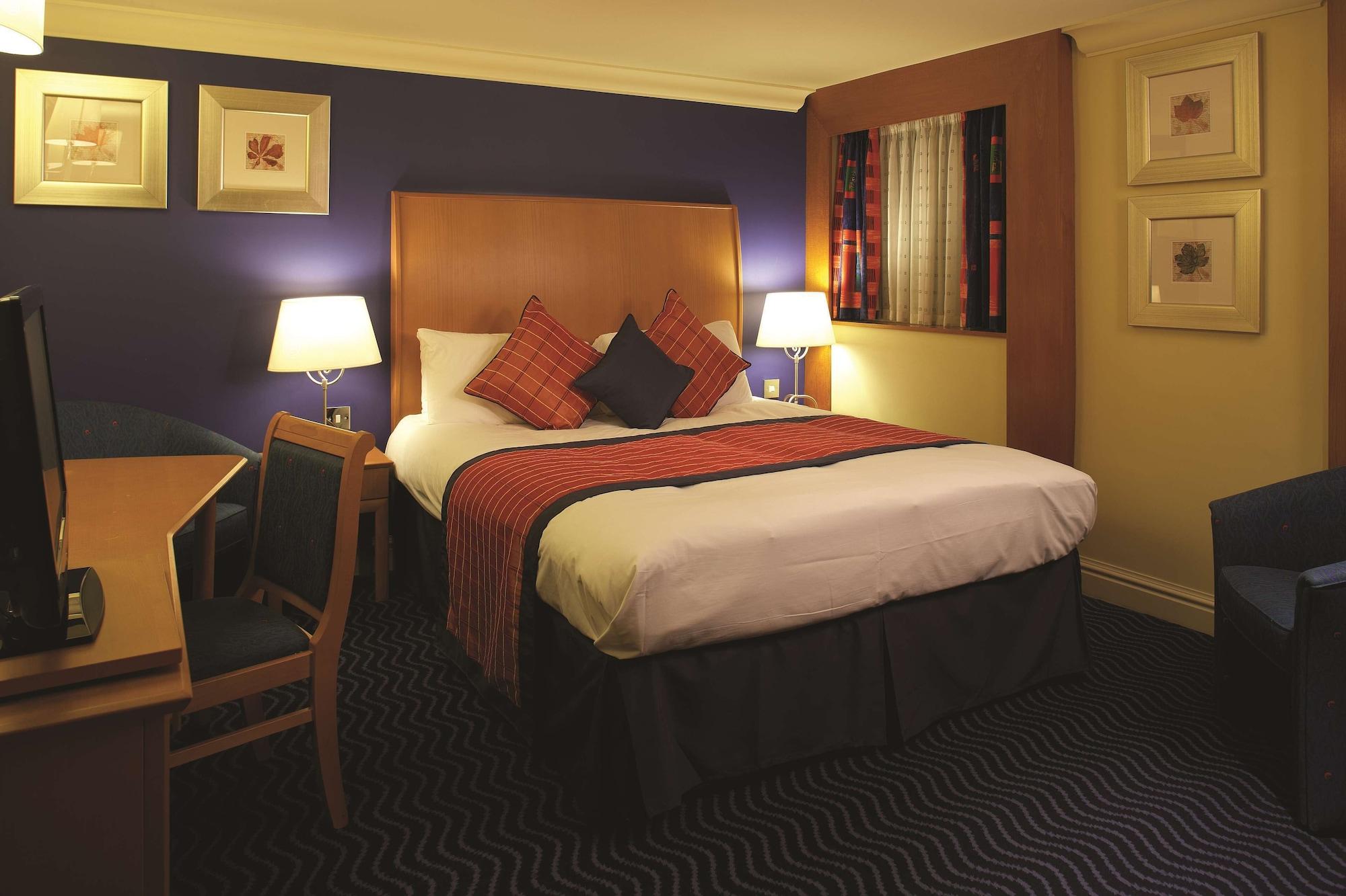 The Bull Hotel; Sure Hotel Collection By Best Western Peterborough Ruang foto